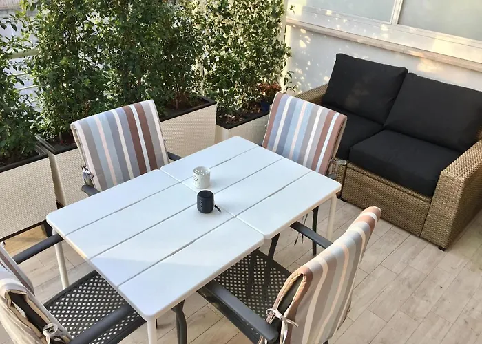 8380 Lory's House Апартаменты