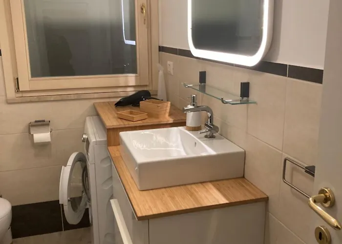 8380 Lory's House Апартаменты