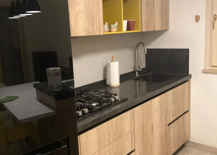 Апартаменты 8380 Lory's House